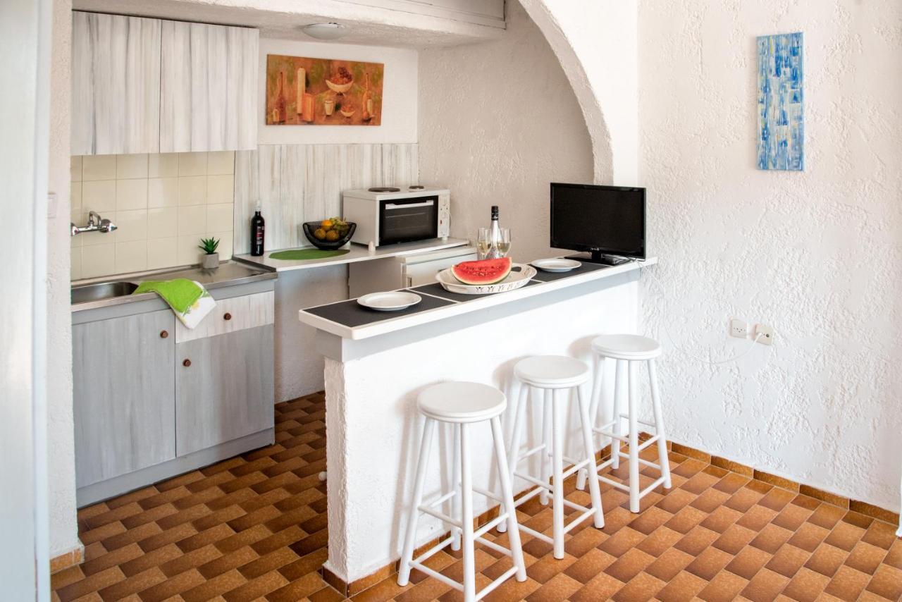Amazona Aparthotel Agia Pelagia  Bagian luar foto
