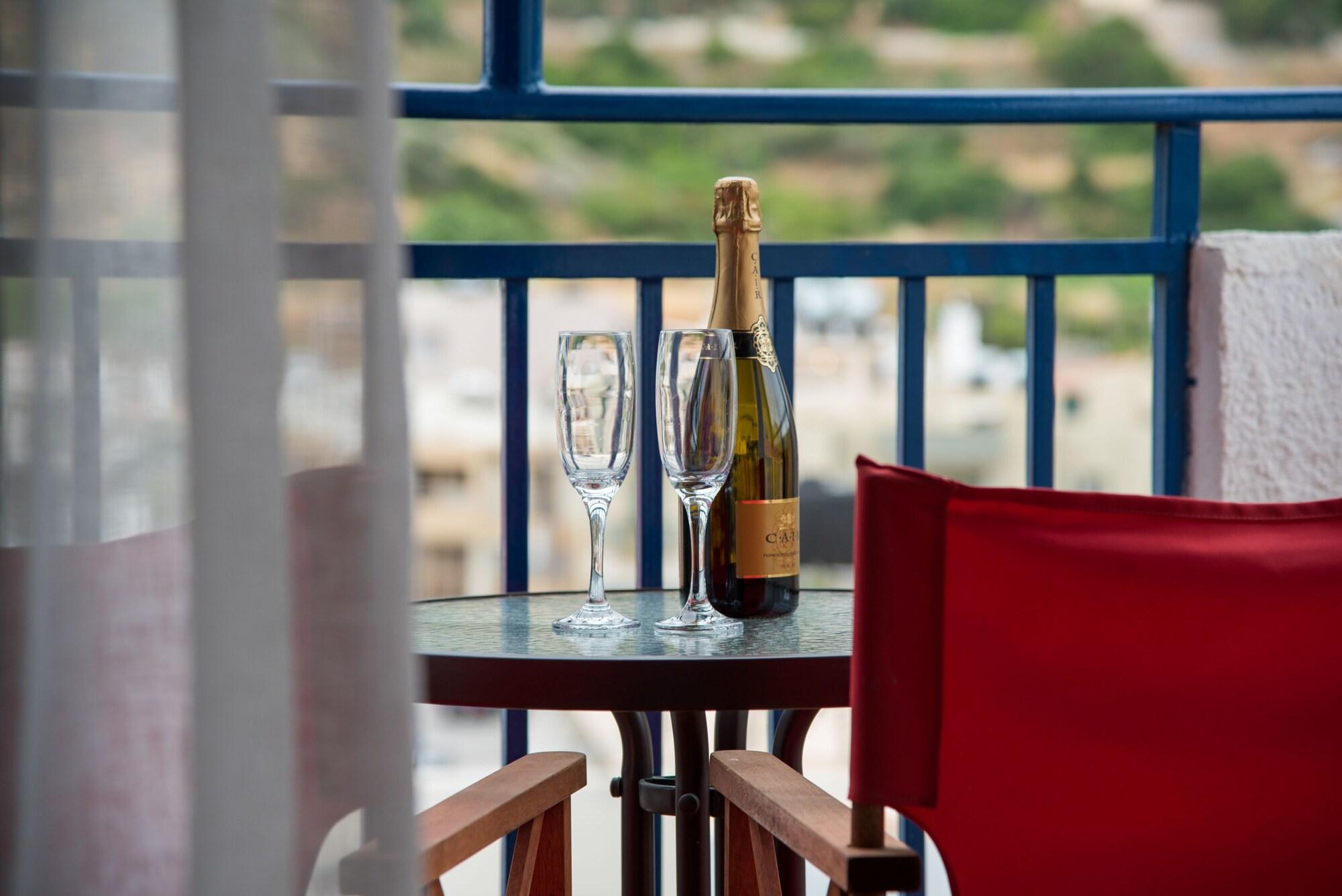 Amazona Aparthotel Agia Pelagia  Bagian luar foto